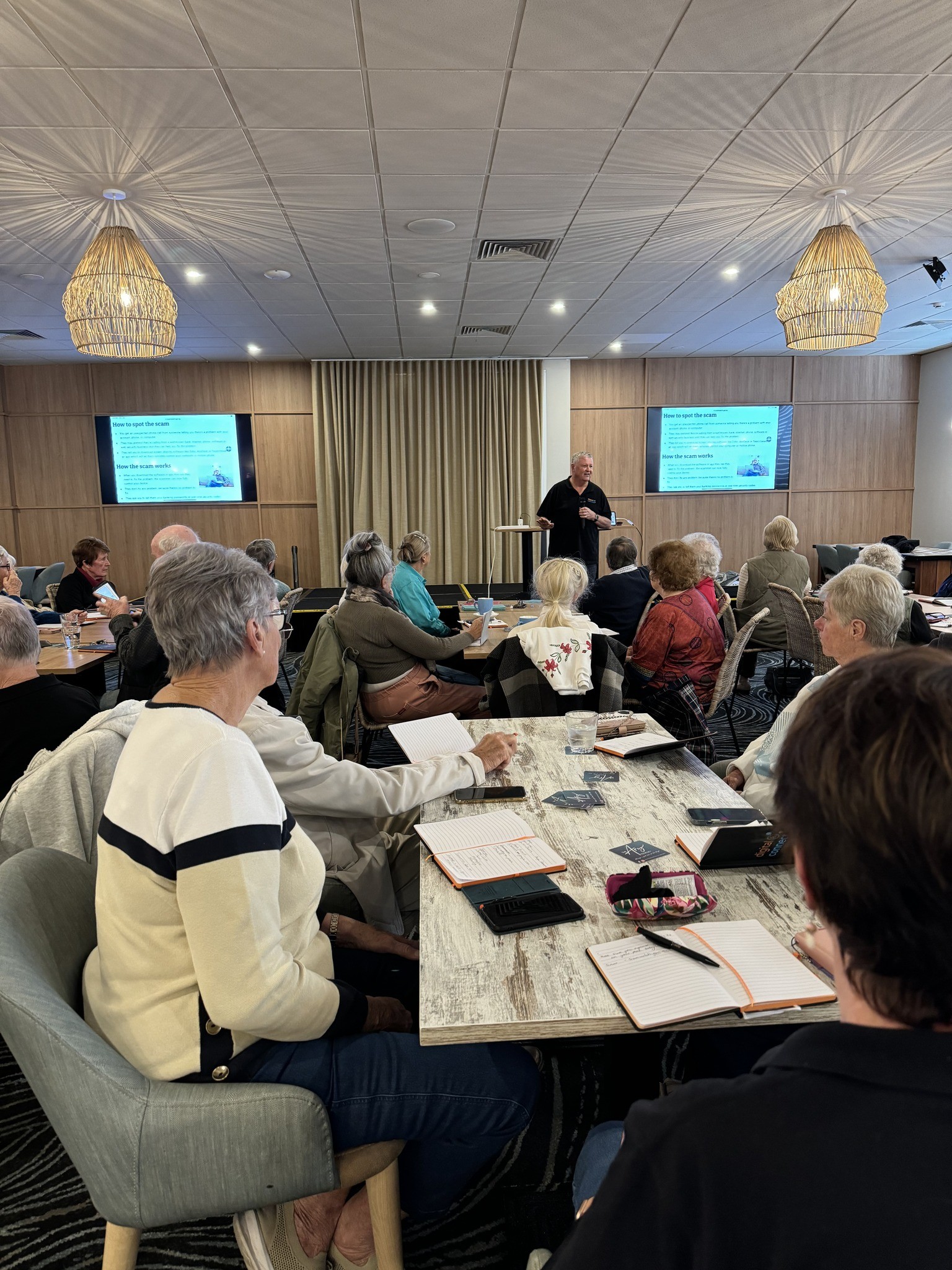 Digital Connect workshop at The Ary Toukley